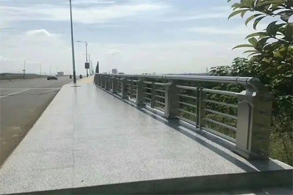 鼓楼桥梁栏杆